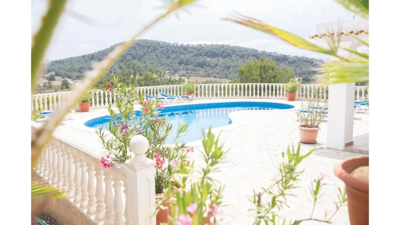 别墅 Can Tunicu Has Amazing Sea Views And Is Located In A Quiet Area Near To San Antonio